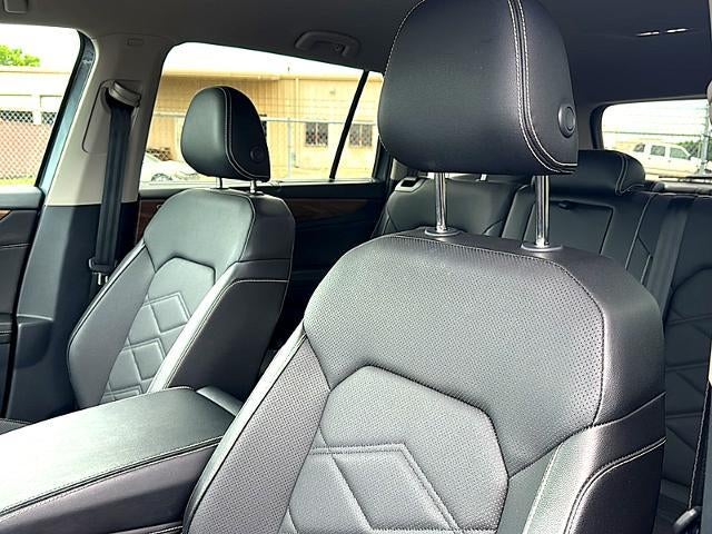 2025 Volkswagen Atlas 2.0T SE w/Technology FWD