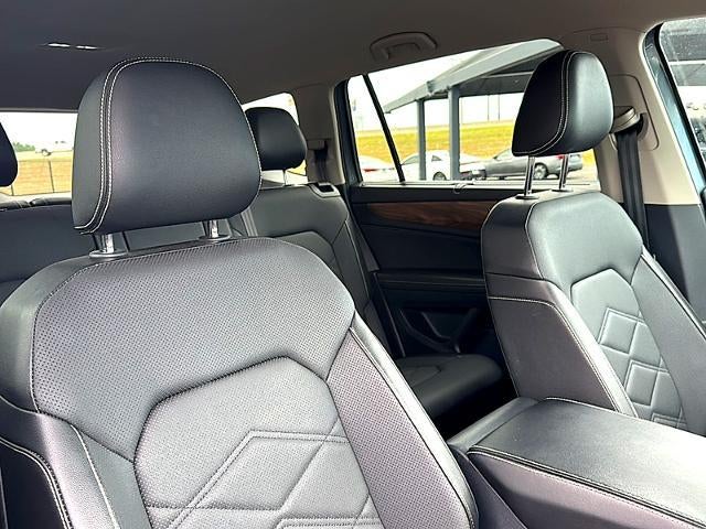 2025 Volkswagen Atlas 2.0T SE w/Technology FWD