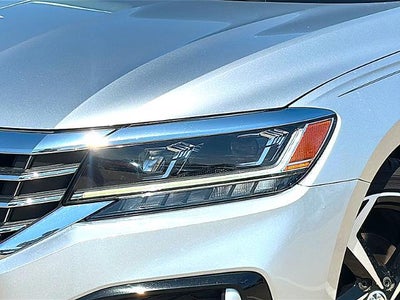 2020 Volkswagen Passat 2.0T R-Line Auto