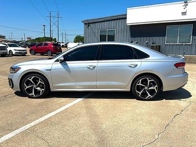 2020 Volkswagen Passat 2.0T R-Line Auto