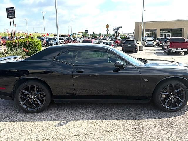 2023 Dodge Challenger SXT RWD