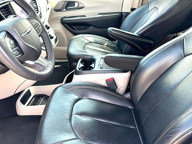 2022 Chrysler Pacifica Touring L FWD