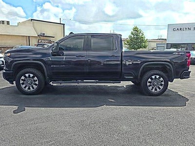 2024 Chevrolet Silverado 2500 HD Crew Cab Standard Box 4-Wheel Drive Custom