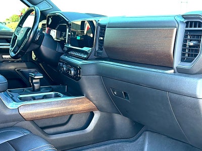 2023 Chevrolet Silverado 1500 4WD Crew Cab Short Bed High Country