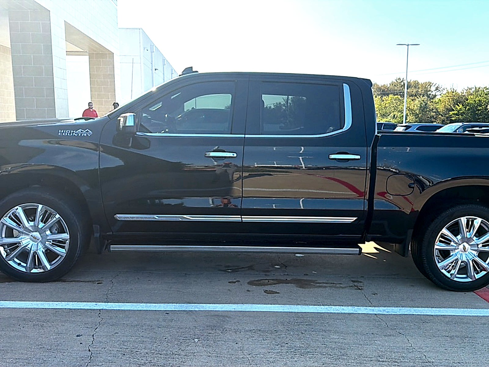 2023 Chevrolet Silverado 1500 4WD Crew Cab Short Bed High Country