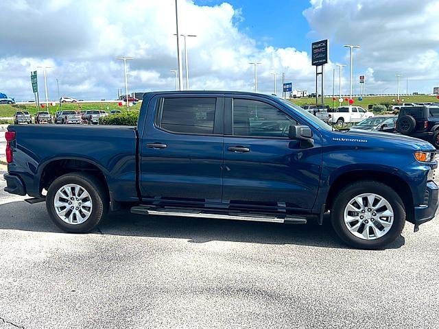 2021 Chevrolet Silverado 1500 Crew Cab Short Box 2-Wheel Drive Custom