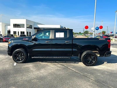 2024 Chevrolet Silverado 1500 Crew Cab Short Box 4-Wheel Drive Custom Trail Boss