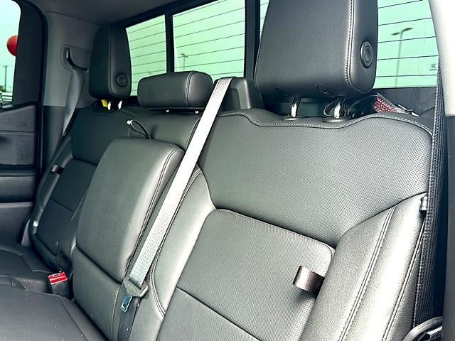 2021 GMC Sierra 1500 Crew Cab Short Box 2-Wheel Drive SLT