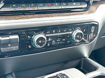 2025 GMC Sierra 1500 Crew Cab Short Box 4-Wheel Drive Elevation 3SB