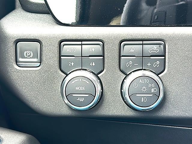 2025 GMC Sierra 1500 Crew Cab Short Box 4-Wheel Drive Elevation 3SB