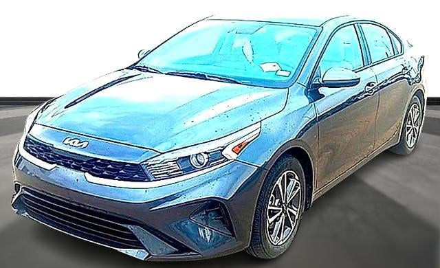 2023 Kia Forte LXS IVT