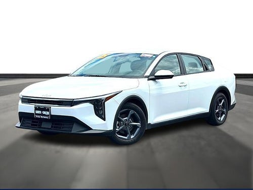 2025 Kia K4 LXS FWD