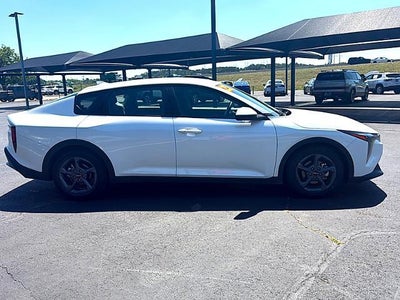 2025 Kia K4 LXS FWD