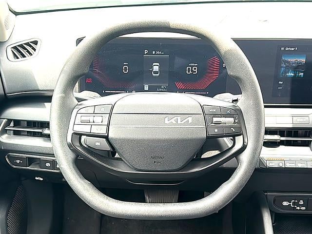 2025 Kia K4 LXS FWD