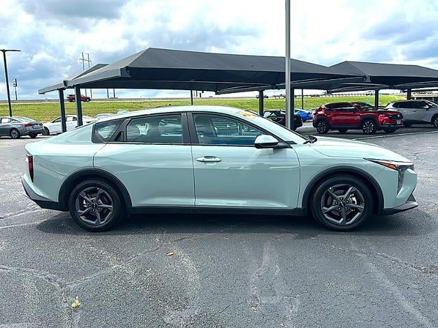 2025 Kia K4 LXS FWD