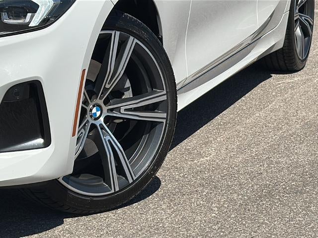 2023 BMW 330i Sedan