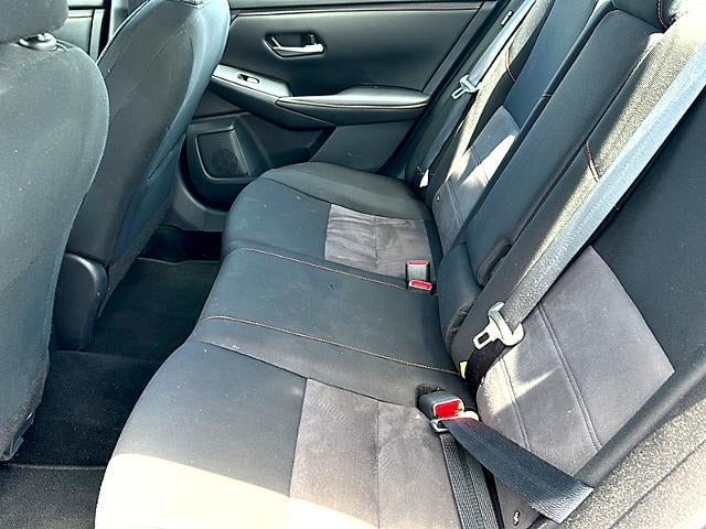 2025 Nissan Sentra SR CVT