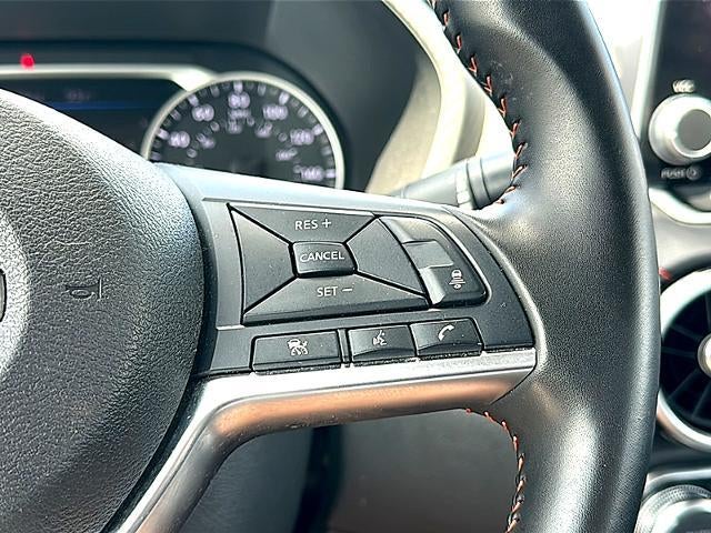 2025 Nissan Sentra SR CVT