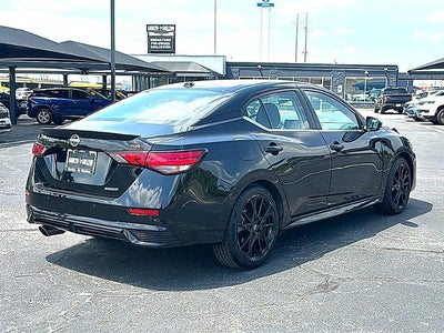 2025 Nissan Sentra SR CVT