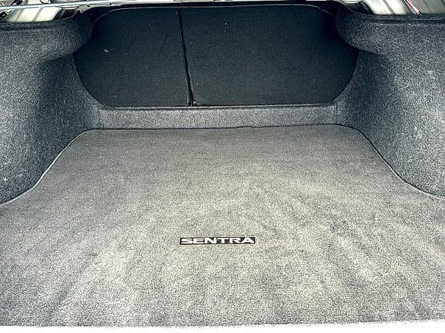 2025 Nissan Sentra SR CVT