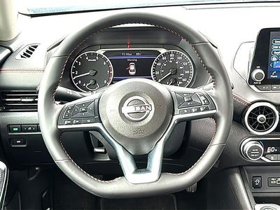 2025 Nissan Sentra SR CVT