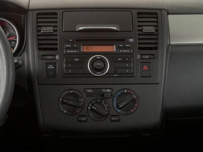 2011 Nissan Versa 5dr HB I4 Auto 1.8 S