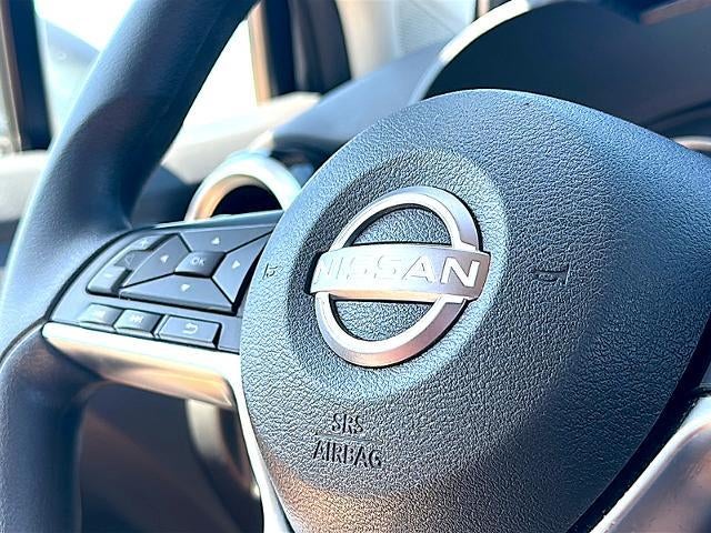2025 Nissan Versa SV CVT