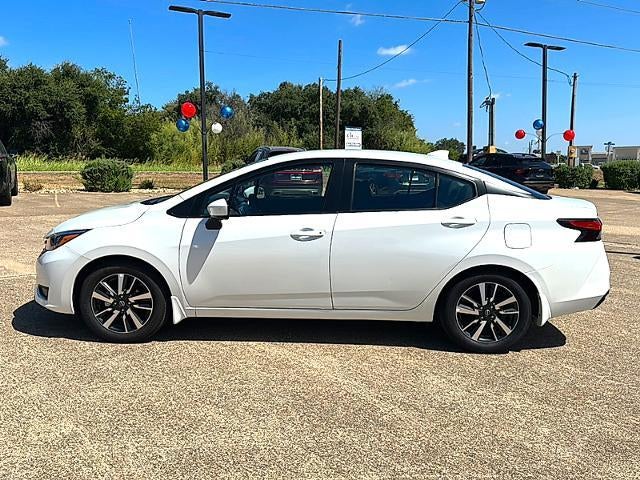 2025 Nissan Versa SV CVT