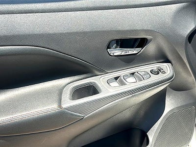 2024 Nissan Versa SR CVT