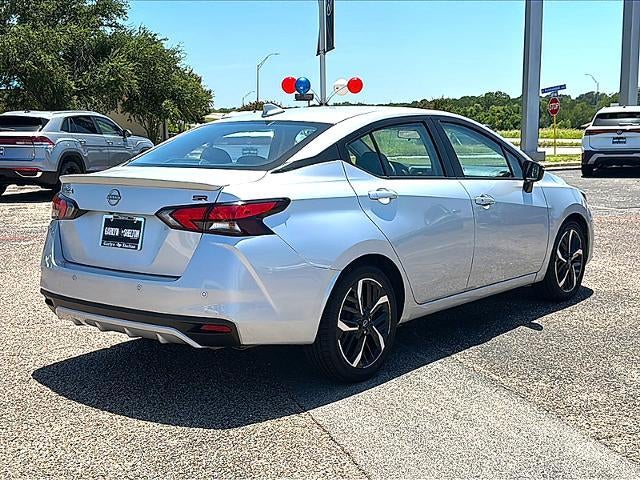 2024 Nissan Versa SR CVT