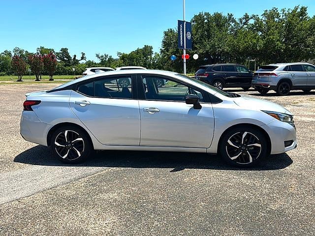 2024 Nissan Versa SR CVT