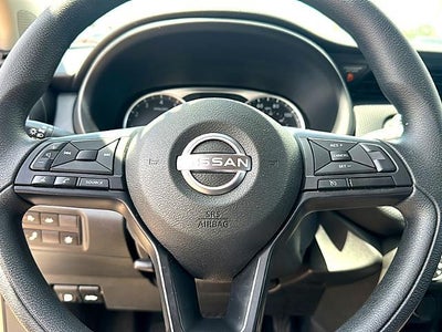 2025 Nissan Kicks Play S FWD
