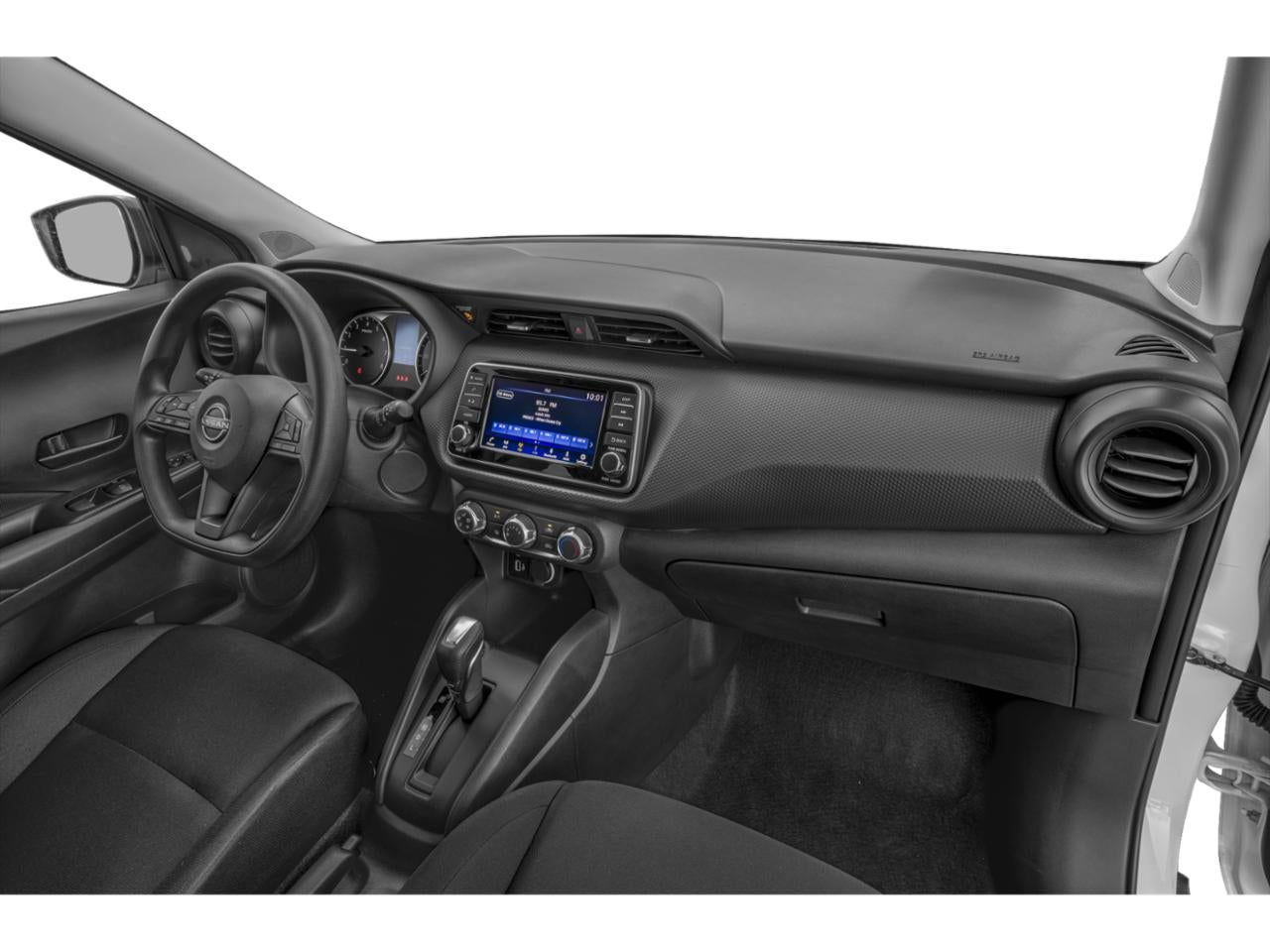 2025 Nissan Kicks Play S FWD