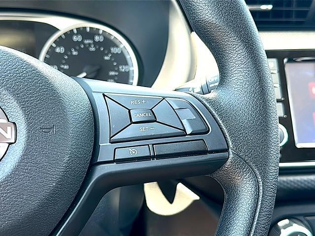 2025 Nissan Kicks Play S FWD