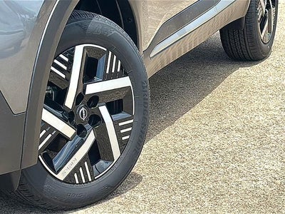 2025 Nissan Kicks SV FWD