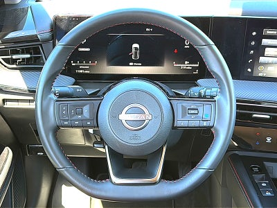2025 Nissan Kicks SR FWD