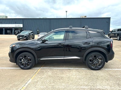 2025 Nissan Kicks SR FWD
