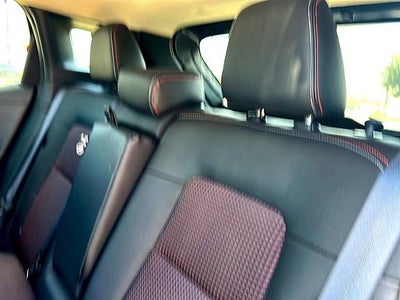 2025 Nissan Kicks SR FWD