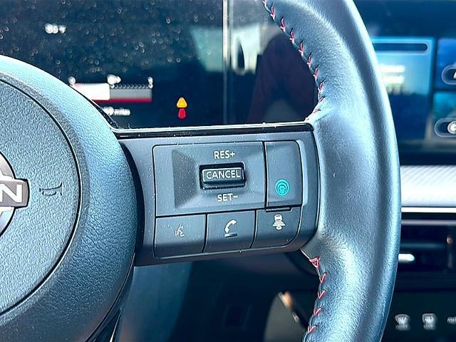 2025 Nissan Kicks SR FWD