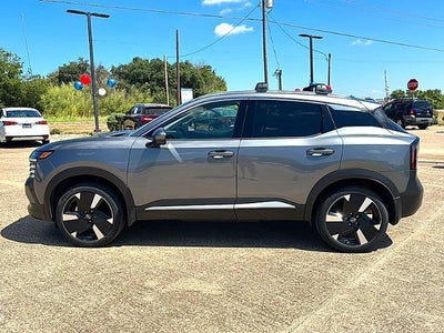 2025 Nissan Kicks SR FWD