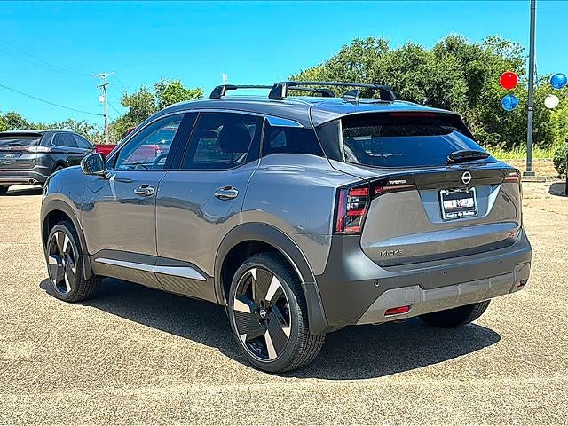2025 Nissan Kicks SR FWD