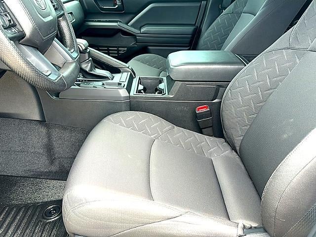 2025 Toyota Tacoma 2WD 2WD SR Double Cab 5' Bed AT (GS)