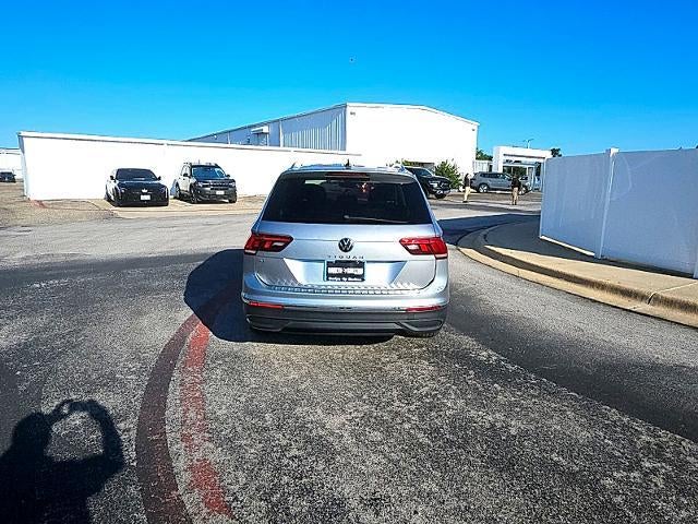 2022 Volkswagen Tiguan 2.0T SE FWD