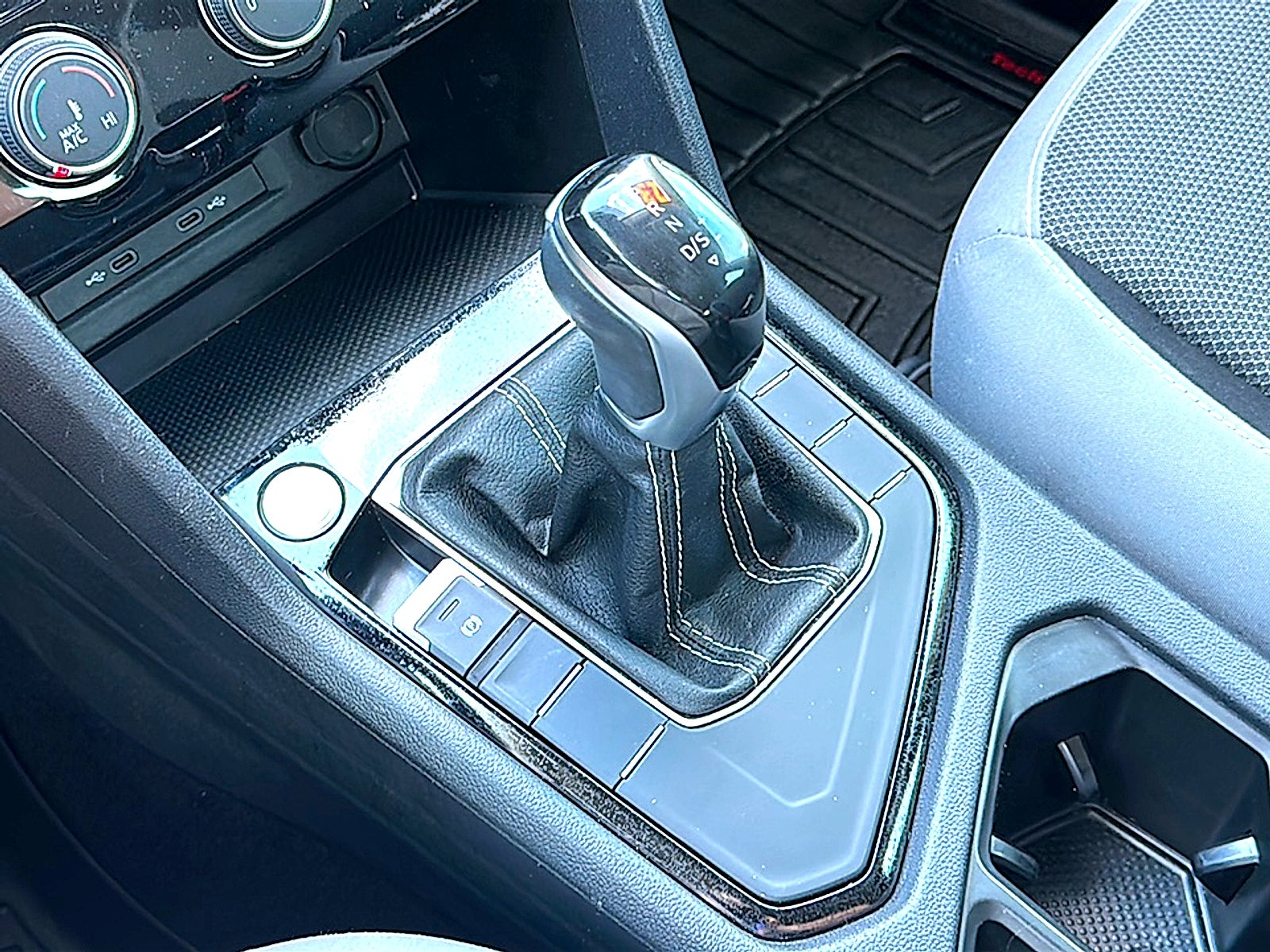2023 Volkswagen Taos 1.5T S