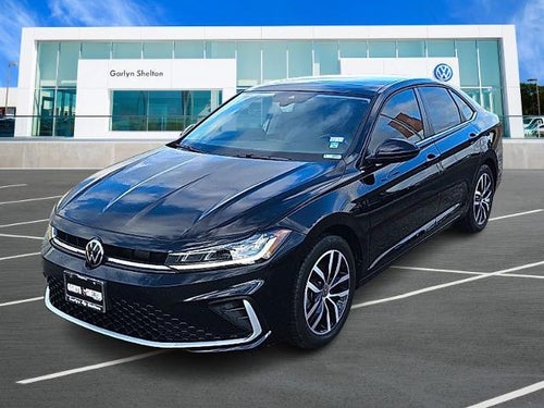 2025 Volkswagen Jetta SE Auto