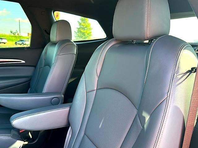 2022 Buick Enclave Essence FWD