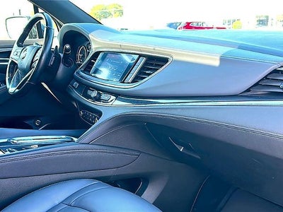 2022 Buick Enclave Essence FWD