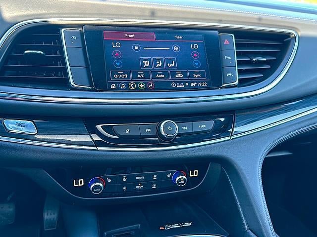 2022 Buick Enclave Essence FWD