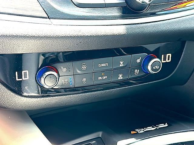 2022 Buick Enclave Premium FWD