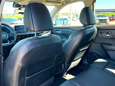 2021 Nissan Rogue FWD SV